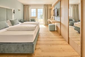 Double Room with Mountain View room in Das Schlössl