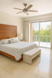 Exclusive Vía Steps from 5th Avenue & Beaches