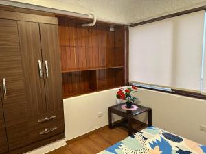 2- Amplio Departamento remodelado en Miraflores