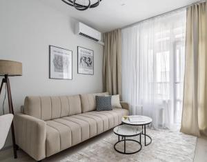 Easy Living MetroNest