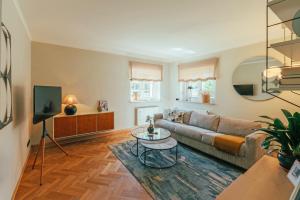 Ferienwohnung 60er Jahre Design Apartment - 65qm Fewo im Zittauer Gebirge - familienfreundliche Unterkunft am Bergfuß zum Töpfer