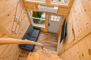 Tiny Loft-Spider Lake-10mi to TC-Close to Trail 5!