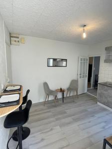 Appartements Appartement hyper centre proche toutes commodites : photos des chambres