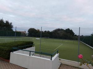 Maison dans résidence avec piscine et tennis