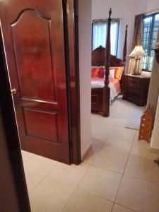 Luxury apartmеnt with private terrace in Altos del Maria