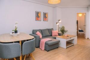 Mar, playa y paseos by CABANA Rentals