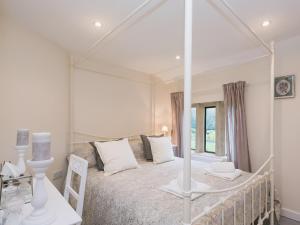 Hall Cottage