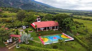HOTEL EL VAQUIANO o FINCA ALTAMIRA