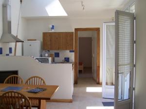 Maisons de vacances Maison, rue calme, 2 pas du centre, 2 pas du port : photos des chambres