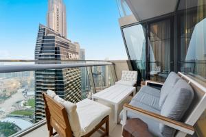 3BR Family abode with Iconic Burj Khalifa view