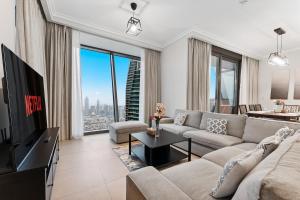 3BR Family abode with Iconic Burj Khalifa view
