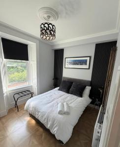 Cosy Perth Apartment - City Comforts - 3hvězdičkové hotely ve městě Perth