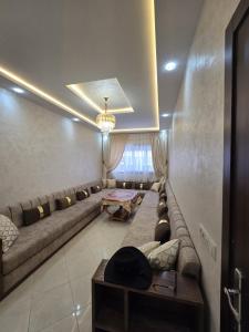 Appartement luxe proche de la plage avec piscine a martil