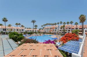 Sunny Escape, Parque Santiago 2