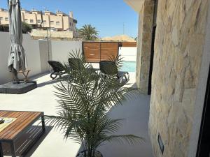 Luxury pool villa CLRC