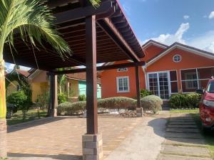 Villa in Hartland Estates, Priory Ocho Rios JA
