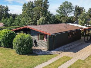 6 person holiday home in Dannemare-By Traum