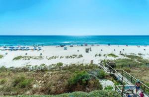 New BeachFront-Majestic Beach Resort-Starbucks