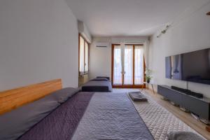 Show Me Florence 2 bedroom appartment Duomo & Airport TRAM
