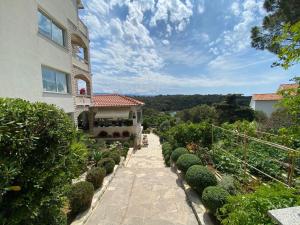Apartments and rooms by the sea Gozinka, Rab - 24767