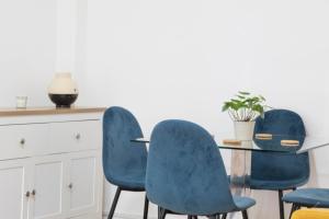 Stylish Oxford Street Apartment