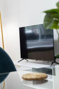 Stylish Oxford Street Apartment