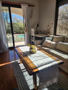 Apart exclusivo piscina BIA Encanto serrano Stay&Flow