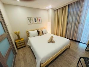 First Class Modern Suite in City Hub Baguio City with generator