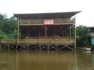 Hotel Laras Planet