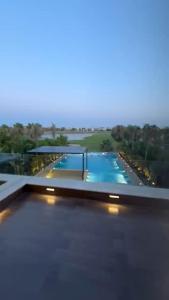 Stand alone villa lagoon view