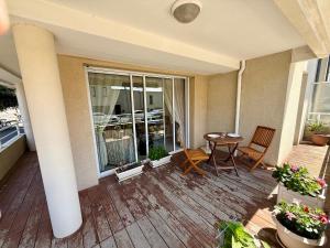 Appartement T3 avec terrasse et garage à 300 m de la plage, quartier Arago - FR-1-92-582