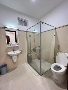 Big Promo! Spacious Balcony Retreat in Thao Dien R01