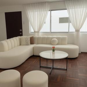 Bello departamento frente a Larcomar Miraflores