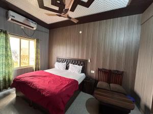 The Ghungroo restro and stay