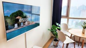 Cozy Duplex in Seoul Central with airport bus stop