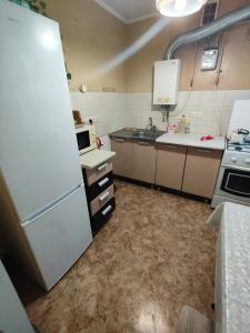 Затишна 2-кімнатна квартира для спокійного сімейного відпочинку