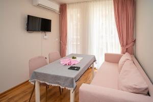 Marea Garden, Ravda - 1BD Apartment with Pool by Flat Mаnager