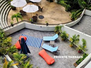 Play - Swim - Dive - Relax - Seaside Recharge