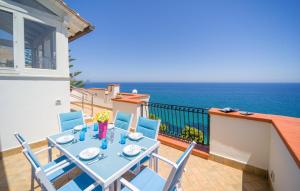 Nice Home In Altavilla Milicia