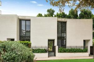 Sunny 3BR North Bondi Escape, 19min Walk to Beach