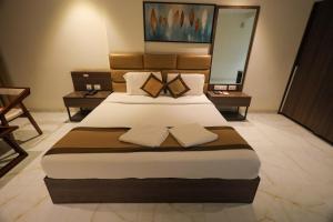 Adyar Plaza Inn by RAK Rooms, Mangaluru