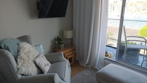 2 Bedroom Harbour Apartment