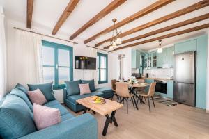 Archangels Nest- Wings & Hideaway