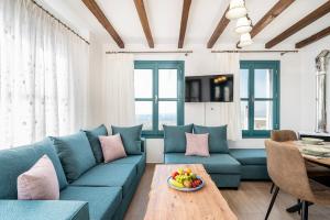 Archangels Nest- Wings & Hideaway