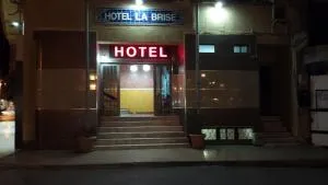 Hotel la brise - 艾因埃尔特克