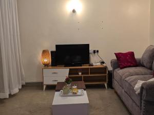 lovely, cozy 2 bedroom apartment