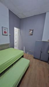 Mugas Backpakers - Female Only