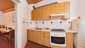 Beach Resort Apartments Bucina 