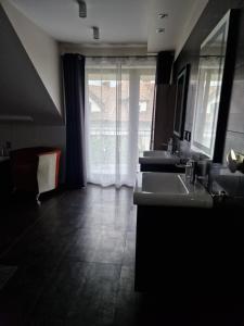 Szary odpoczynek na piętrze - wieś Pogórze