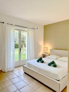 Villas Mon Olivier - Villa with stunning sea view : photos des chambres